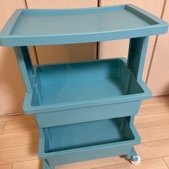 3段ワゴンの画像