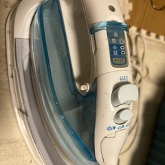 コードレススチームアイロンの画像