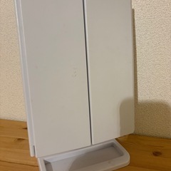 卓上の三面鏡　　　拡大ミラー付きの画像