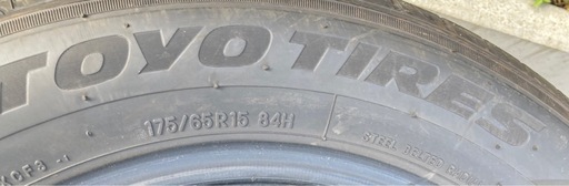 【お取引決まりました】【美品】TOYO  TIRES 175/65R15 2025年製 夏タイヤ