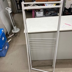 石2602-1400 折りたたみ可能な白い室内干し用ハンガーラック　中古美品の画像