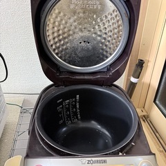 象印　炊飯器の画像