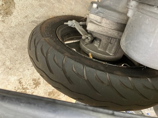 スズキスクーター　タイヤ新品　キックで始動は確認 バイク