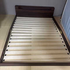 ニトリベッドフレームダブルサイズの画像