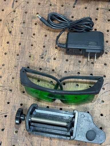 【別府市】YAMASHIN GLZ-4+ PLUS グリーンレーザー墨出し器 動作確認済