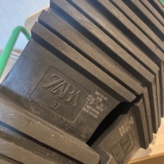 ZARA 37 ラバーシューズ　サンダル  の画像