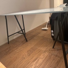 明日の日中まで3000円差し上げます早急の為　テーブル天板型の画像