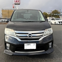 セレナ　８人乗　車検９年１月　点検済　の画像