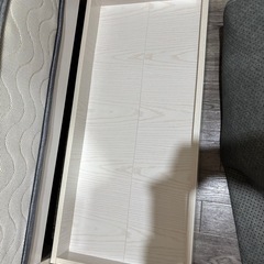 ベッドフレーム　充電ポート付きの画像