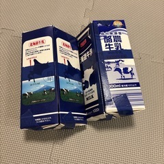 牛乳パックで作るイス　　集めてる方！26本分
の画像