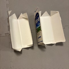 牛乳パックで作るイス　　集めてる方！26本分
の画像