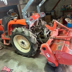 クボタ　トラクター　Ｔ220　GREATS　22馬力　593ｈ　逆転PTO　尾輪付きの画像