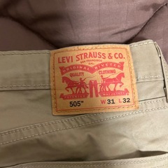 【2月末まで】リーバイス ズボンの画像