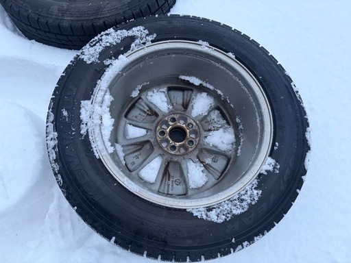 スバル　スノータイヤ　17×7J 48 225/60R17