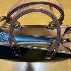 ショルダーバッグの画像