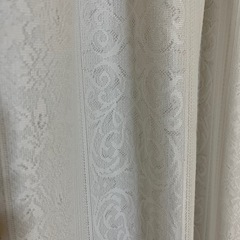 カーテンの画像