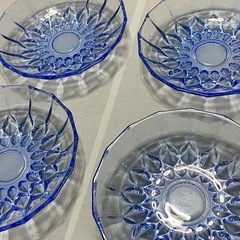 ガラス食器　ブルー　4枚セット　レトロ　喫茶店　カフェの画像