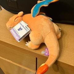 リザードンぬいぐるみの画像