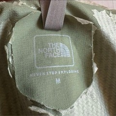 ノーフェイス薄手ジャケットの画像