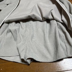 evelyn コーデュロイリボンロンパースの画像