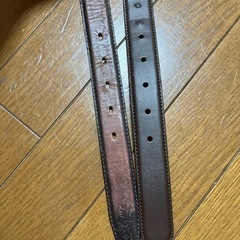 メンズ　穴あきベルト2本の画像