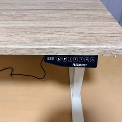 電動昇降デスクの画像