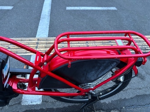 100中古20㌅YAMAHA電動アシスト自転車　8.7Ah 大阪　100