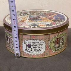 ディズニーランドお菓子缶3つ
の画像
