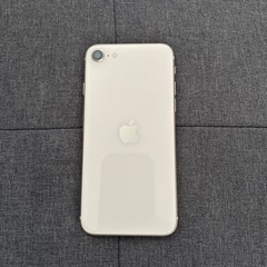 中古美品iPhoneSE3の画像