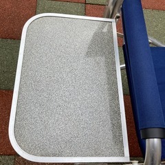 テーブル付きバーベキュー椅子の画像