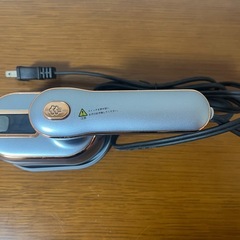 🔥 コンパクト電気アイロン 1500円の画像