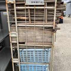 交渉中　薪　マキ　焚き火　木材　廃材　大量の画像