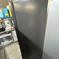 アース万代店　未使用　TCL 冷蔵庫 幅62.5cm 316L 4ドア フレンチドア 観音開き ファン式 自動霜取り 野菜ケース 大容量冷凍室 26dB低騒音 省スペース ひとり暮らし コンパクト おしゃれ 新生活の画像