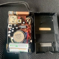 日立　ポータブルAMラジオの画像