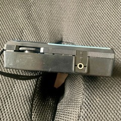 日立　ポータブルAMラジオの画像