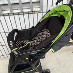 ベビーカーの画像