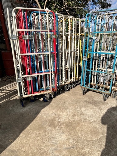 取引中 カゴ台車  カゴ車 中古