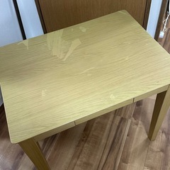 こたつテーブルの画像