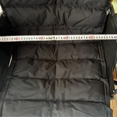 大きい介護用車椅子ブラックの画像