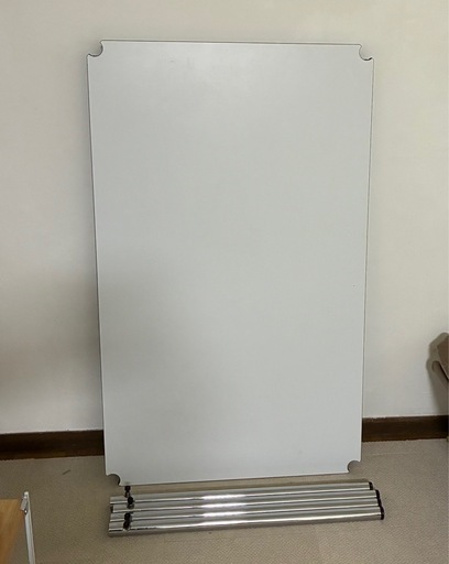 USM ハラー　テーブル　1250  ホワイト　　　使用感あります