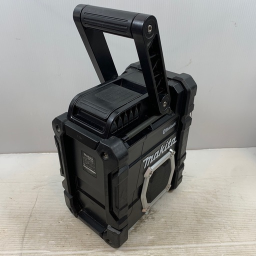バッテリー式ラジオ　MAKITA MR108