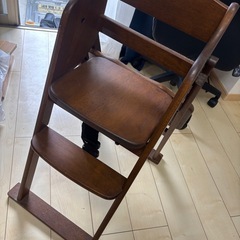 ベビーチェア の画像