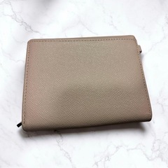 【未使用】JILLSTUART 二つ折り財布 ピンクベージュの画像