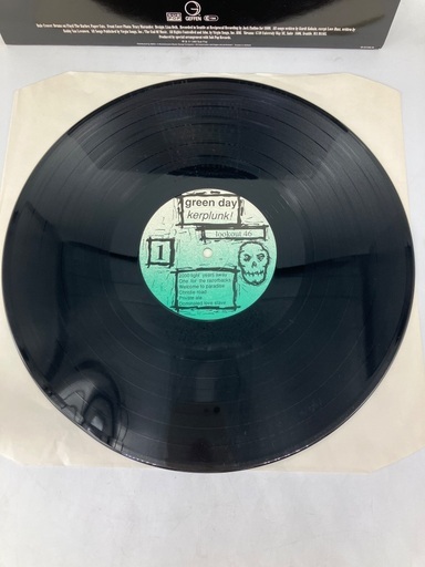 【トレファク足立扇店】LPﾚｺｰﾄﾞ NIRVANA BLEACH 盤面:B(軽い擦れ有)  ｼﾞｬｹｯﾄ:B(軽いｷｽﾞﾖｺﾞﾚ有り)