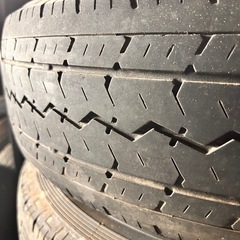 ハイエース　夏タイヤ　アルミ4本セットの画像