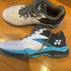 ヨネックス　バトミントンシューズ　23cmの画像