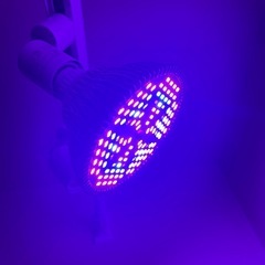 植物育成ライト　20W　e26  4個セットの画像