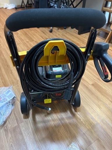 【新品】エンジン式高圧洗浄機