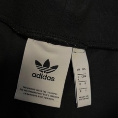 【ほぼ未使用】アディダス　ハーフパンツの画像