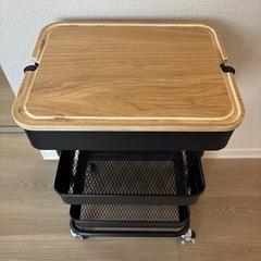 再投稿！キャスター付きワゴンの画像